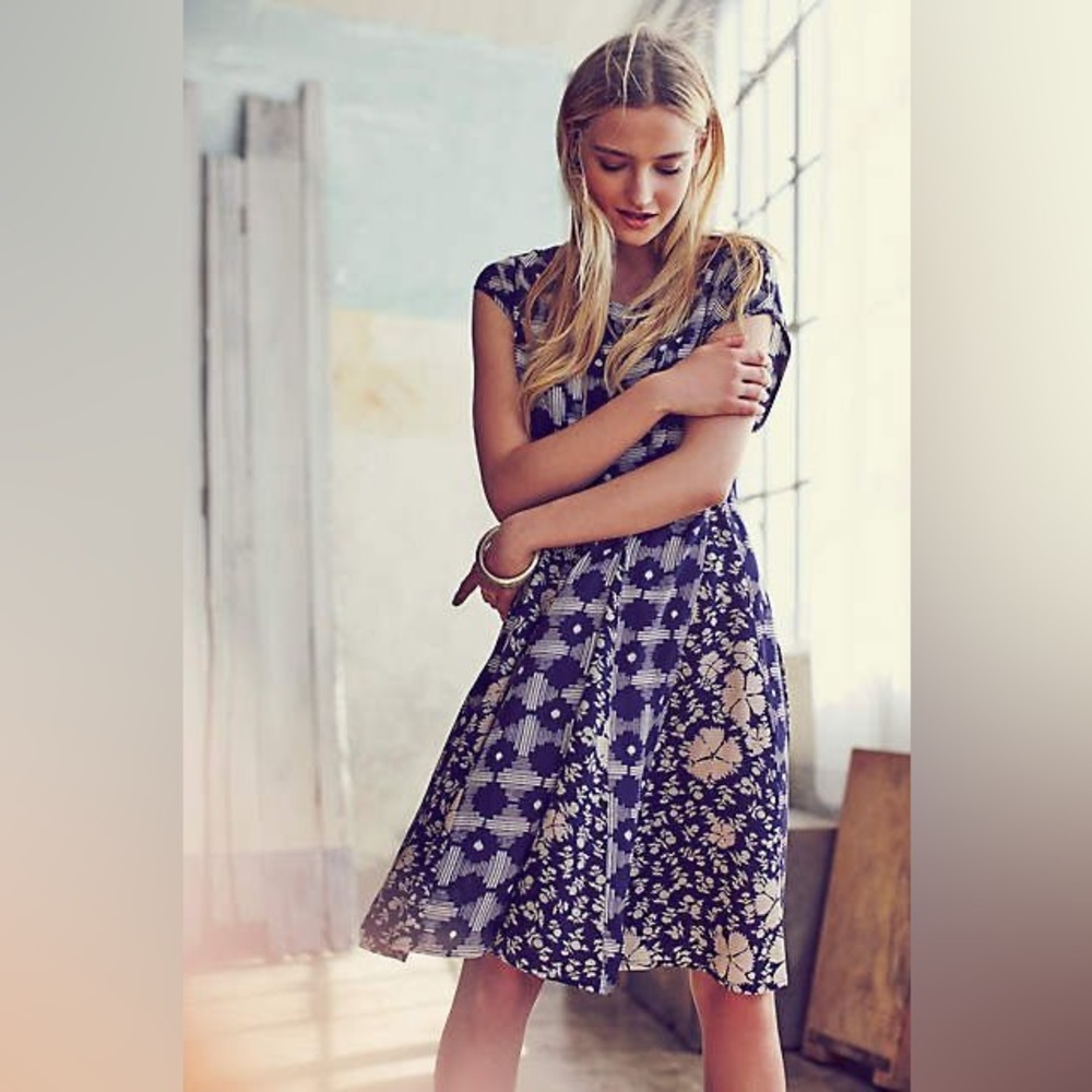 Maeve Navy Indigo Lace up Swing Dress Small